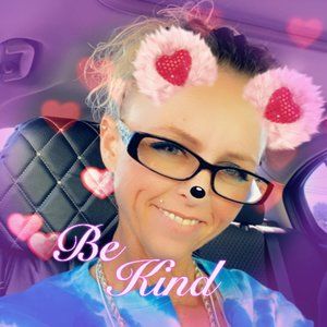 Meet your Posher, Leslie